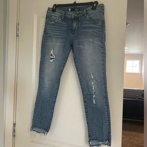 Kut from the Kloth 4P jeans ankle stepped hem distressed size 4 petite fits 27.